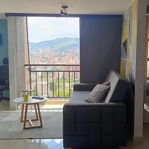 Con Vistas A La Ciudad Apartamento
